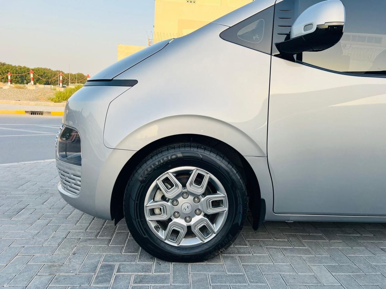 Hyundai Staria 11 SEAT