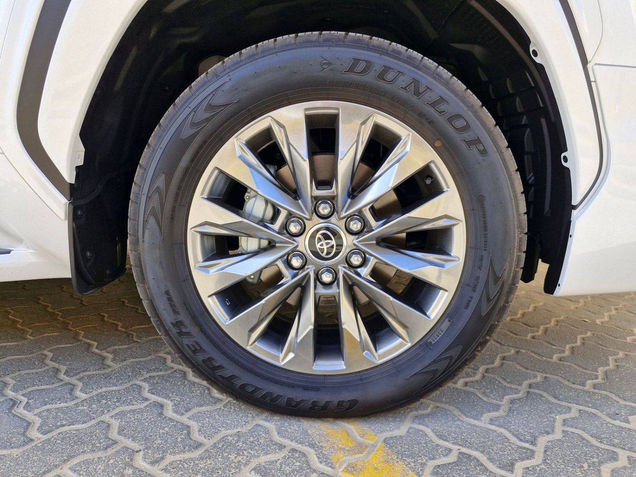 تويوتا لاند كروزر 2026 RHD LAND CRUISER ZX 300 3.5L PETROL BRAND NEW 0KM