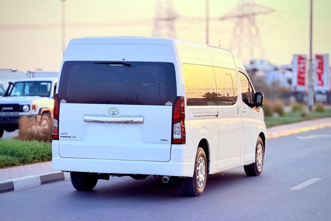 تويوتا هاياس DLS -High Roof Commuter 2.8L M/T