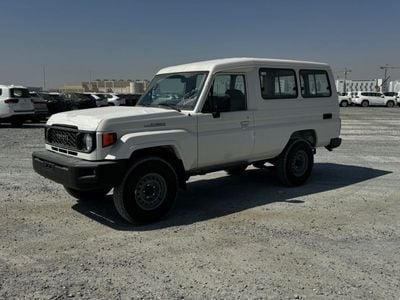 Toyota Land Cruiser 76 4.2 OPEN DESTINATION