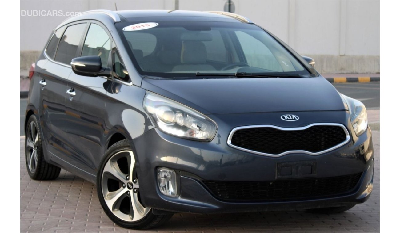 Kia Carens Kia Carens 2015 2000 CC GCC panorama in excellent condition without accidents very clean from inside