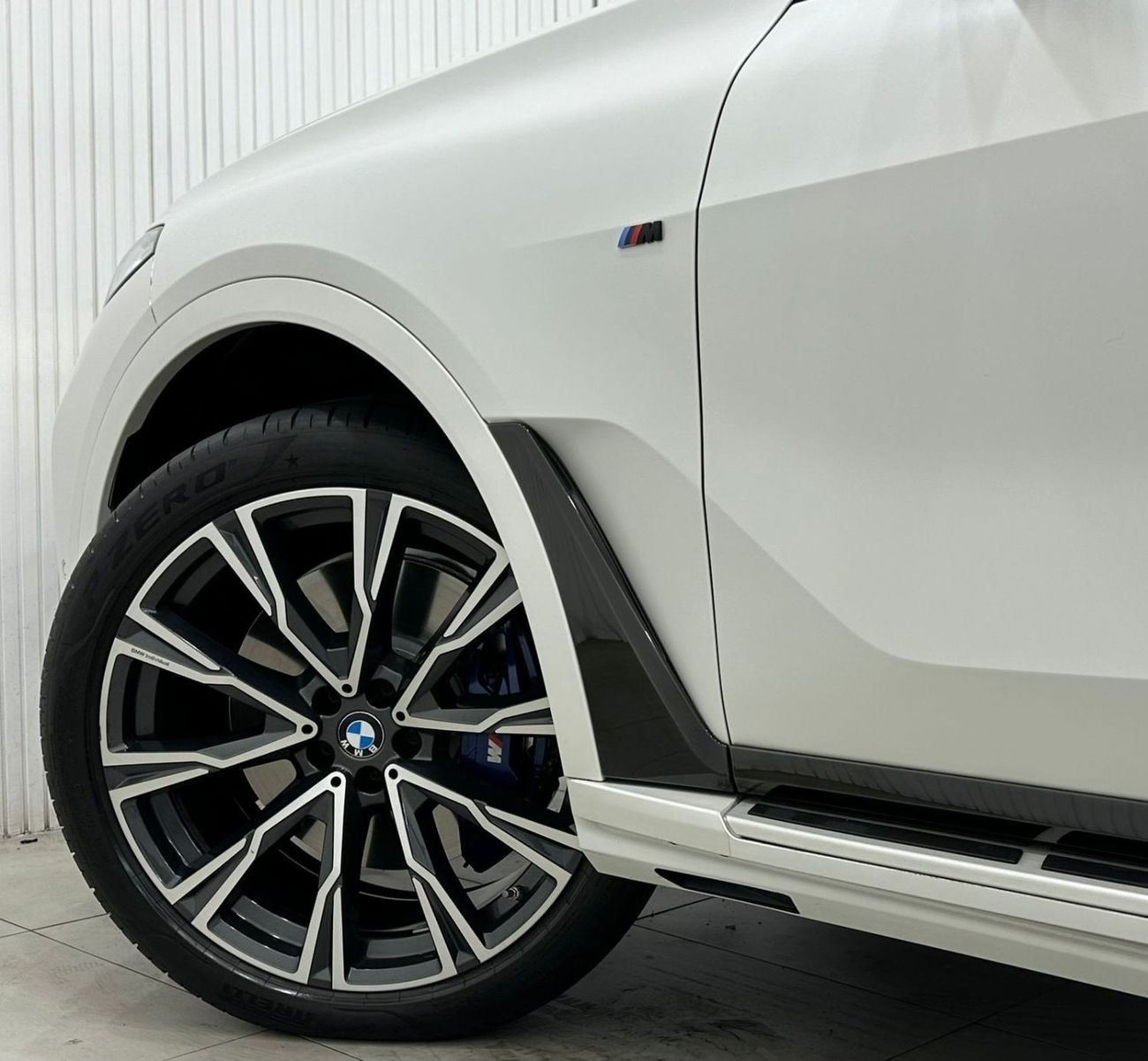 BMW X7 2019 BMW X7 xDrive50i M-Sport, April 2024 BMW Warranty + Service Pack, Captain Seats, Full Options, 