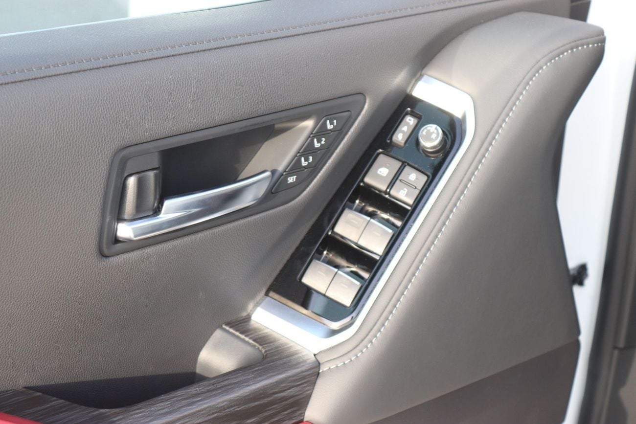 تويوتا لاند كروزر 3.5 VXR HYBRID, LEATHER SEAT, JBL SOUND SYSTEM, ALLOY WHEELS, FULL OPTION MODEL 2025