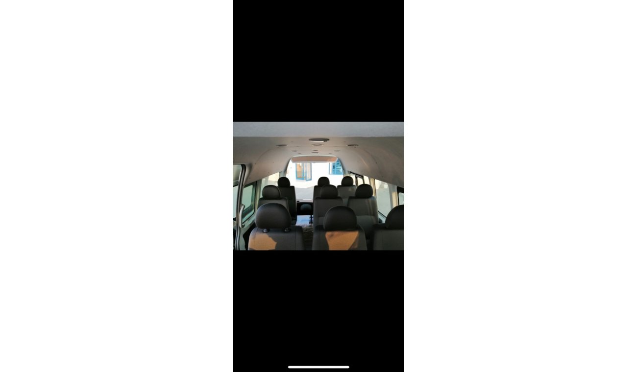 Toyota Hiace Diesel,2.5L,16 seater