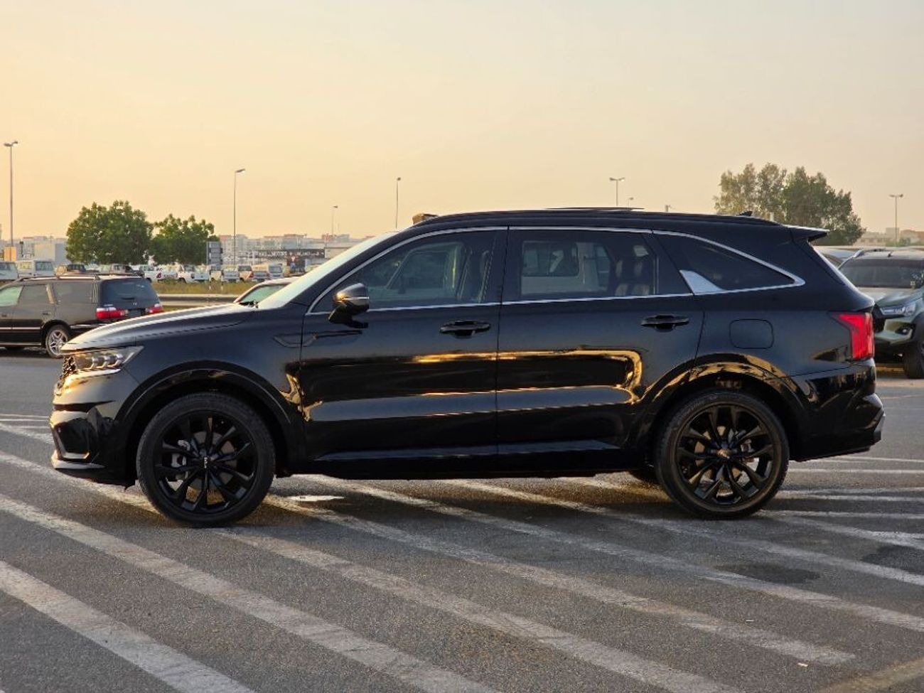 Kia Sorento 2022 Model SX 2.4cc engine Paranomic roof,  360 camera and 7 seater