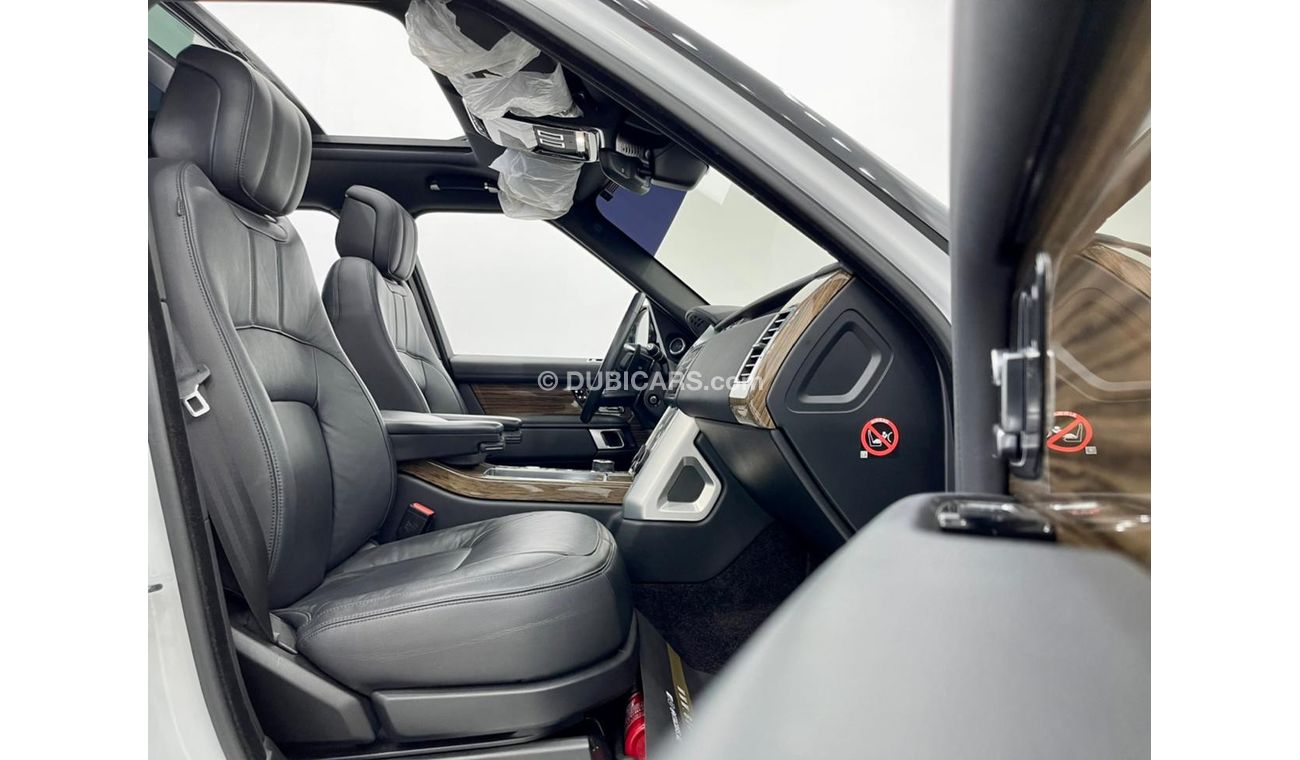 لاند روفر رينج روفر 2019 Range Rover HSE Supercharged, March 2024 Range Rover Warranty, Fully Loaded, GCC