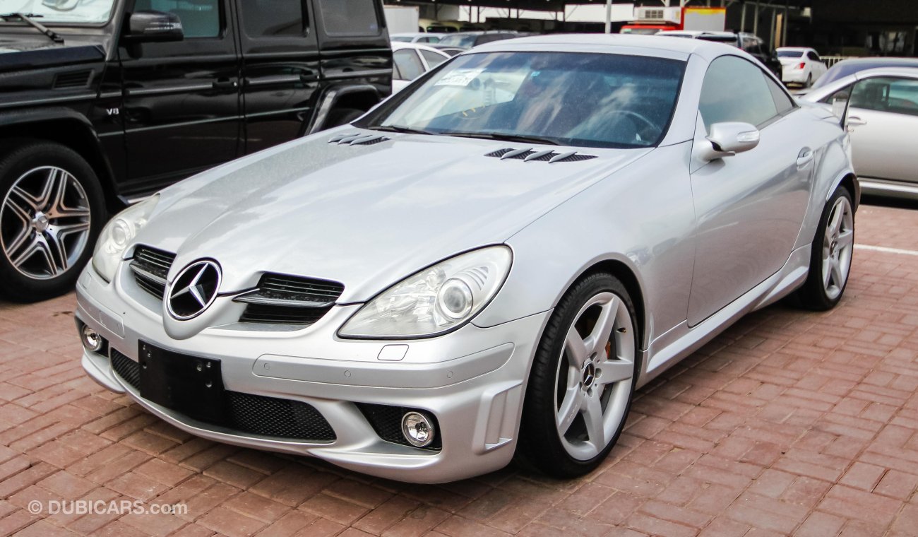 Mercedes-Benz SLK 350 With SLK 55 badge