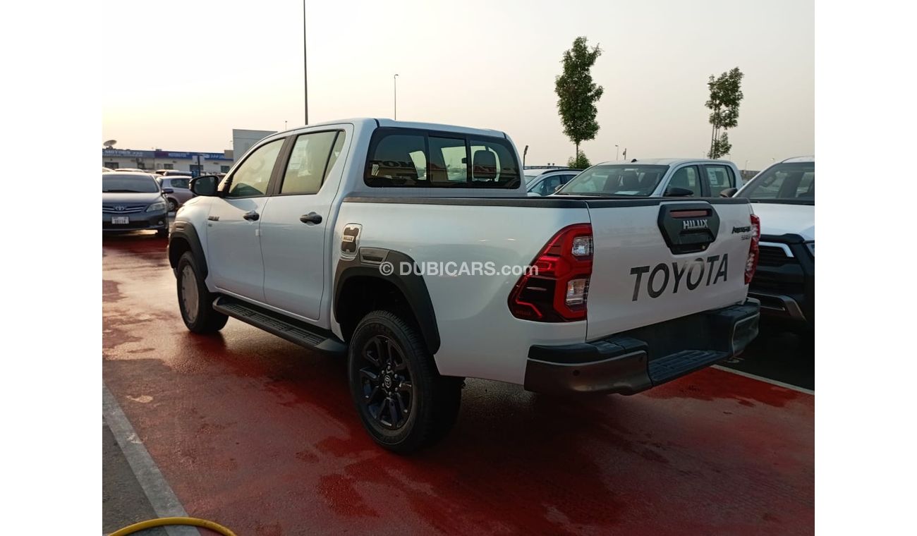 Toyota Hilux TOYOTA HILUX 4.0 ADVENTURE WHITE WITHOUT ROLLBAR WHITE 2023
