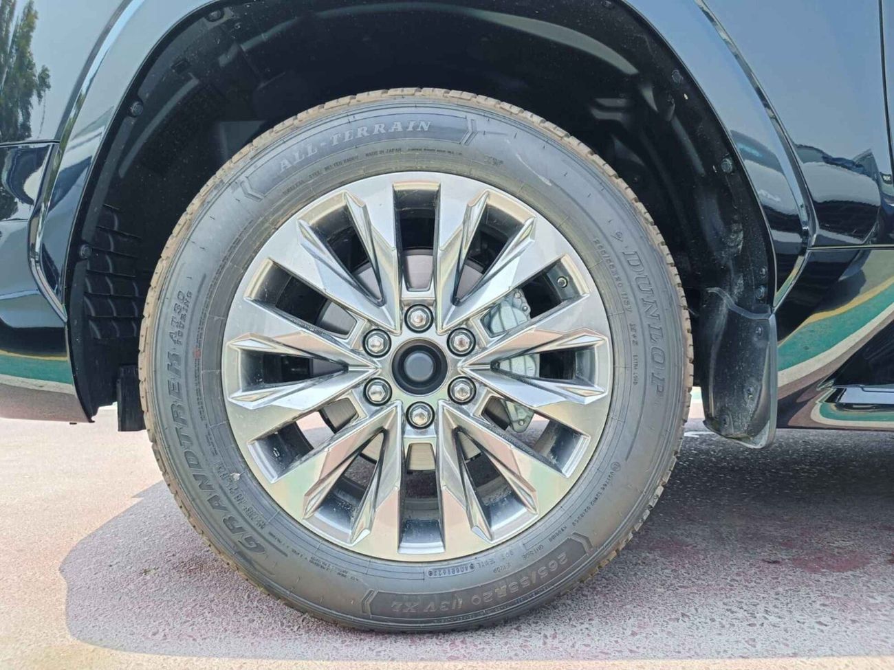 Toyota Land Cruiser GXR, 4.0L V6 PETROL, DRIVER POWER SEAT, SUNROOF, 4WD, FULL OPTION (CODE # 67881)