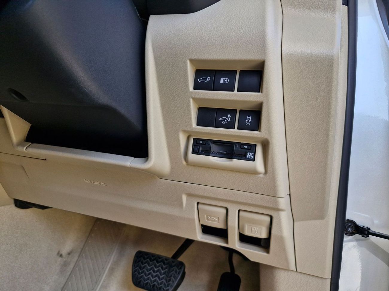 تويوتا لاند كروزر 2026 RHD LAND CRUISER ZX 300 3.5L PETROL BRAND NEW 0KM