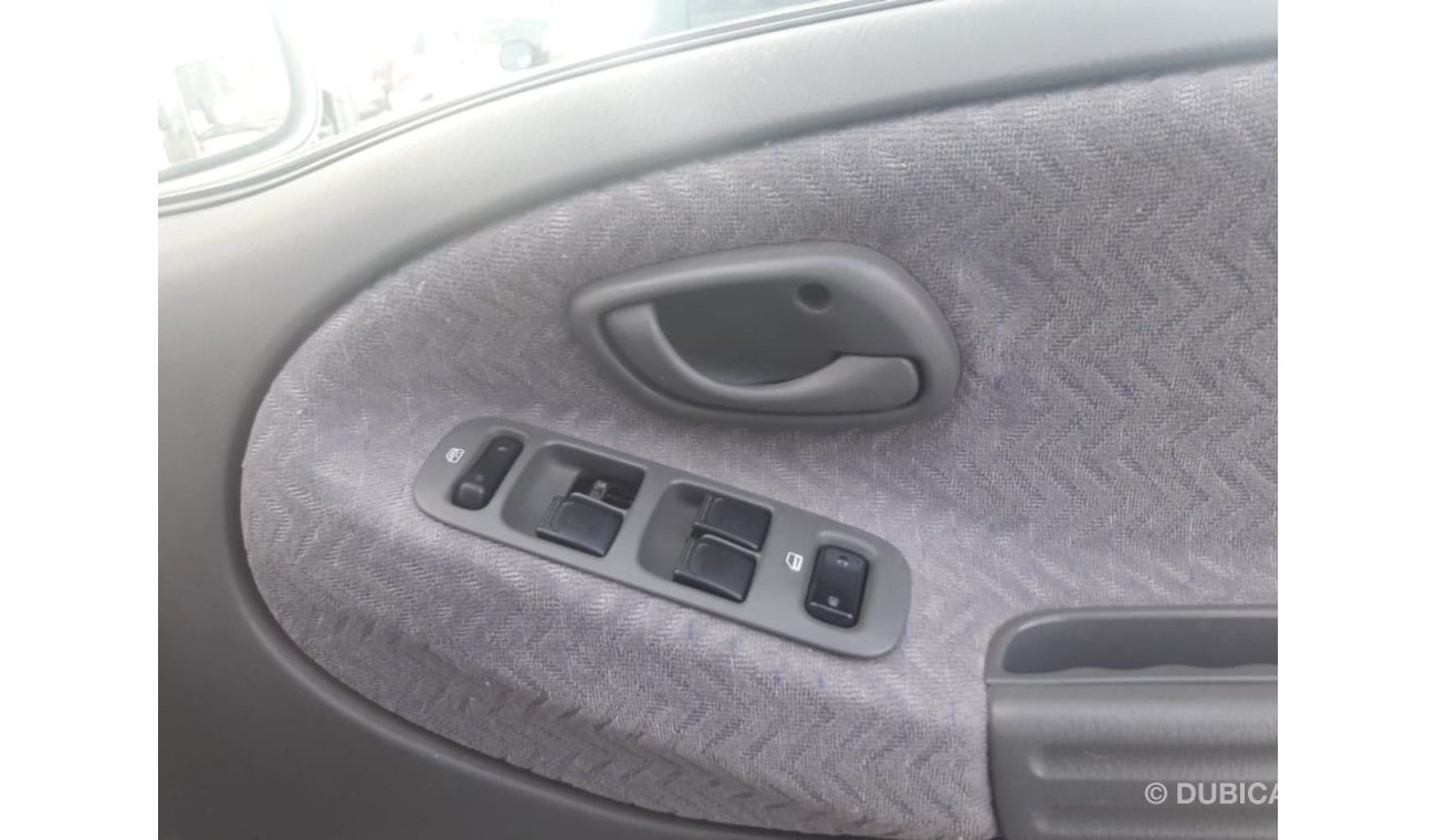 سوزوكي إيسكودو Suzuki Escudo RIGHT HAND DRIVE (Stock no PM 262)