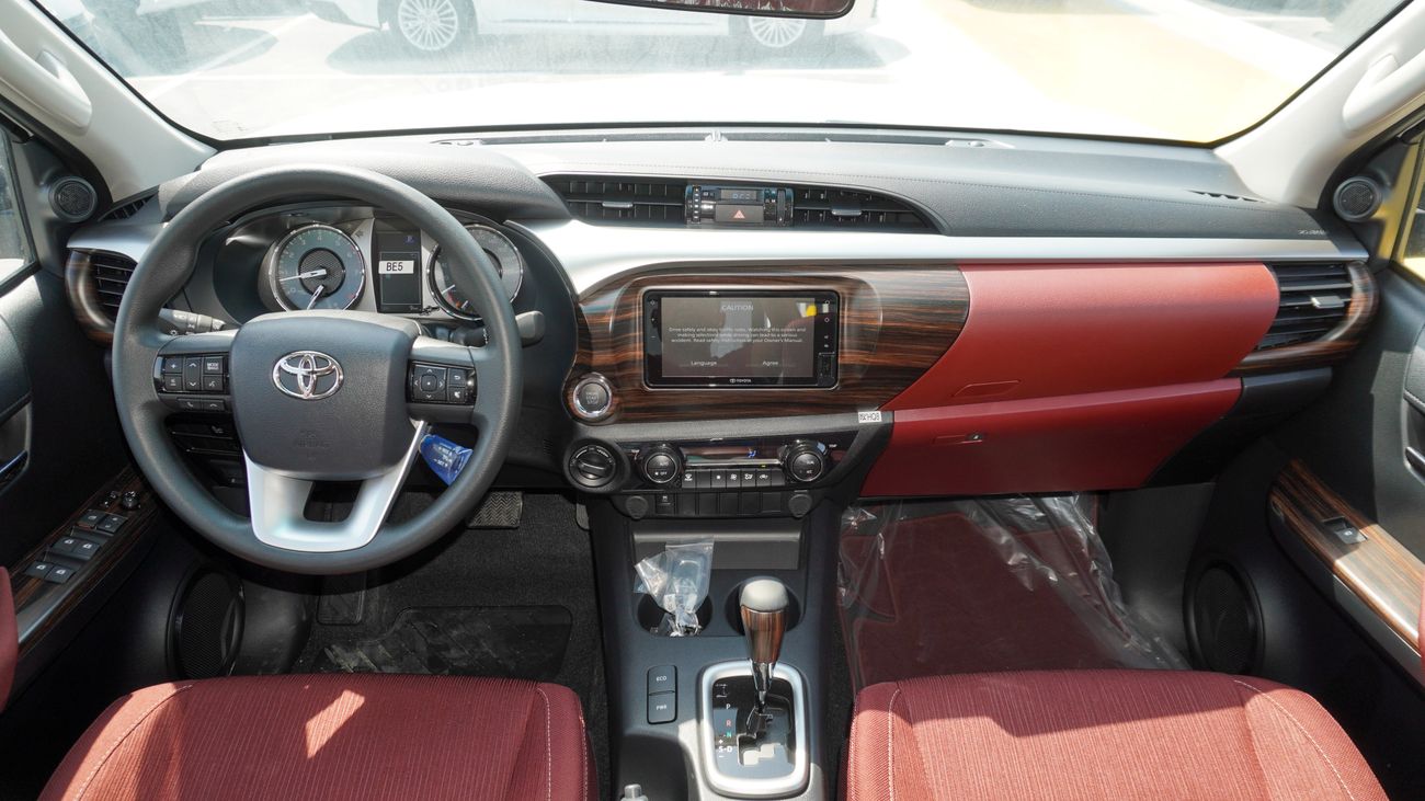 Toyota Hilux SR5 2.7 L