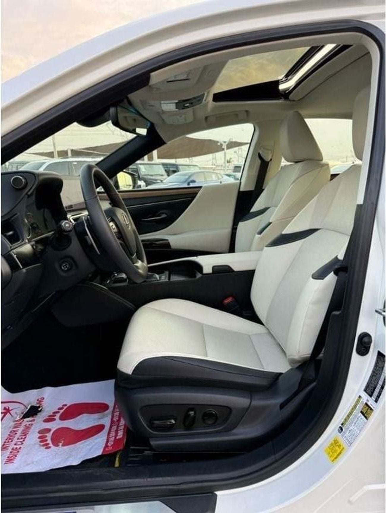 Lexus ES300h PREMIER 2024 LEXUS ES300H/ HYBRID / REGISTERED CAR