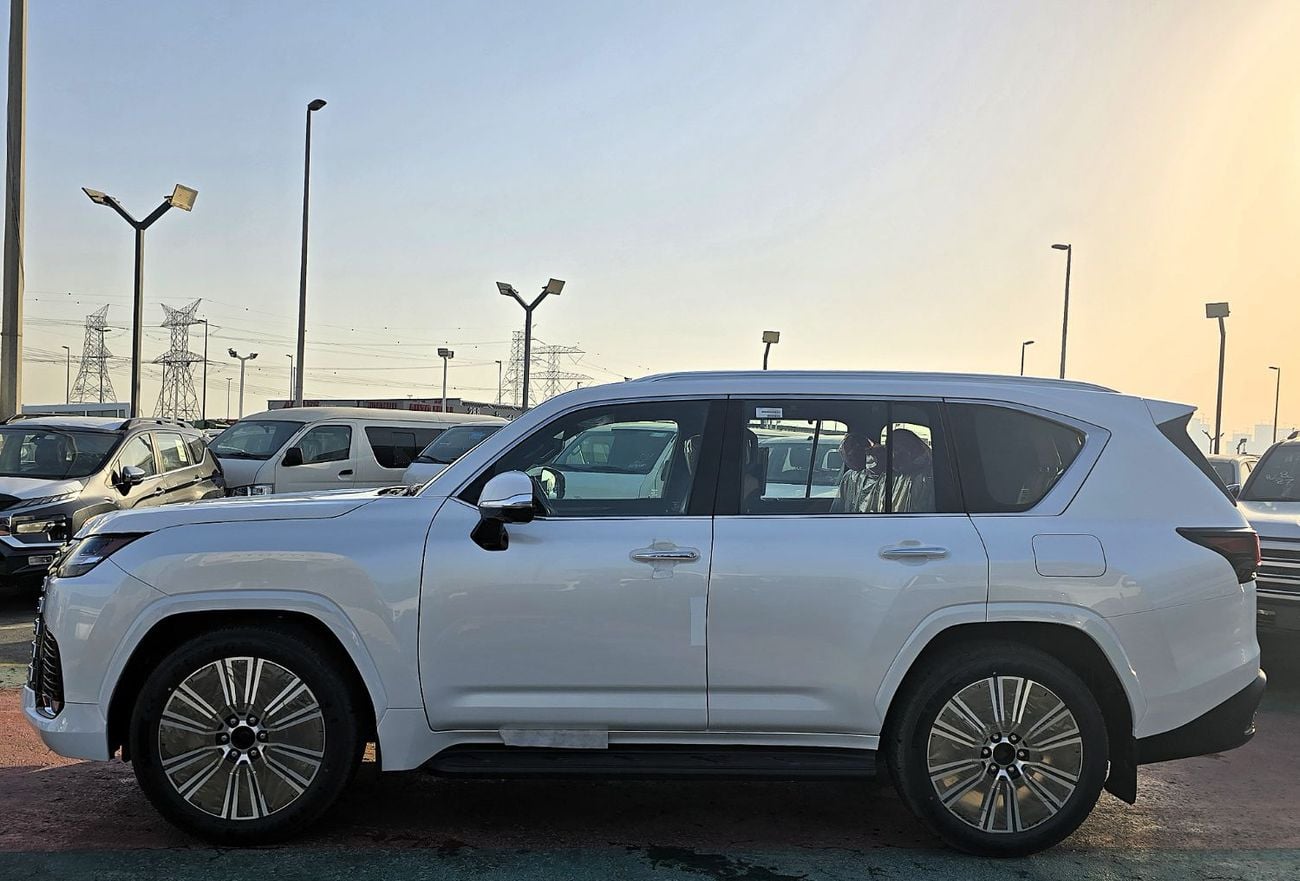 Lexus LX600 LEXUS SIGNATURE LX600 3.5l A/T SUV 7 Seats white color 2026 Model