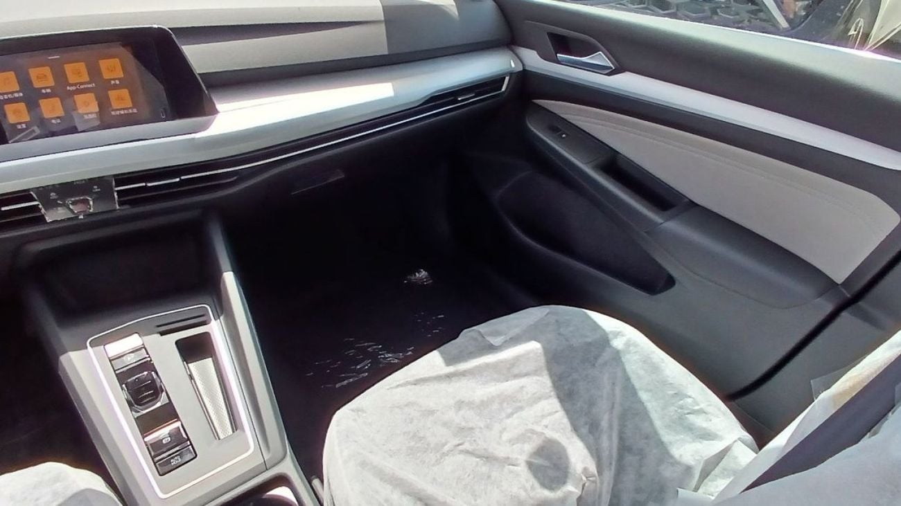 فولكس واجن جولف Volkswagen Golf 280TSI PRO 2024