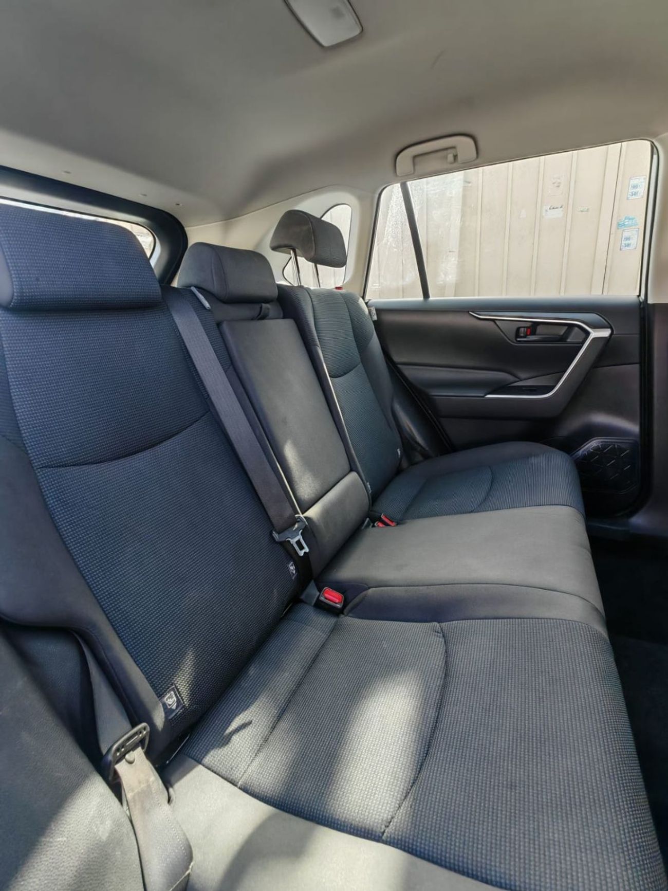 تويوتا راف ٤ 2.5L VXR Hybrid