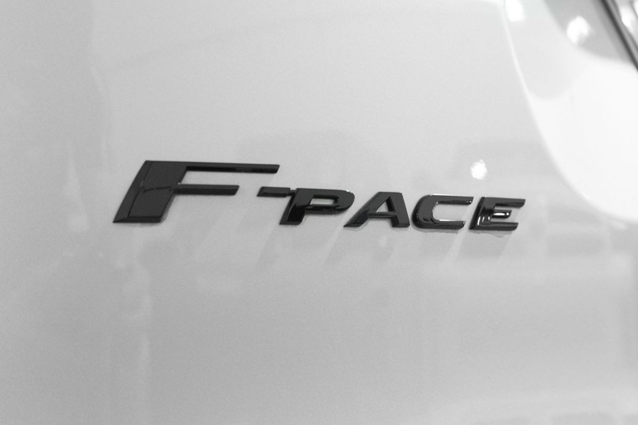 Jaguar F Pace R-Dynamic SE 2021 Jaguar F Pace R-Dynamic / Jaguar Warranty & Full Jaguar Service History
