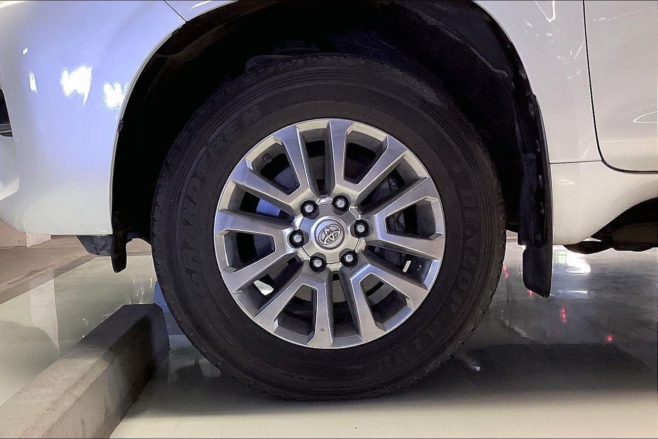 تويوتا برادو GXR | شامل الضمان | 0 ﺪﻔﻋﺓ ﺃﻮﻟﻯ