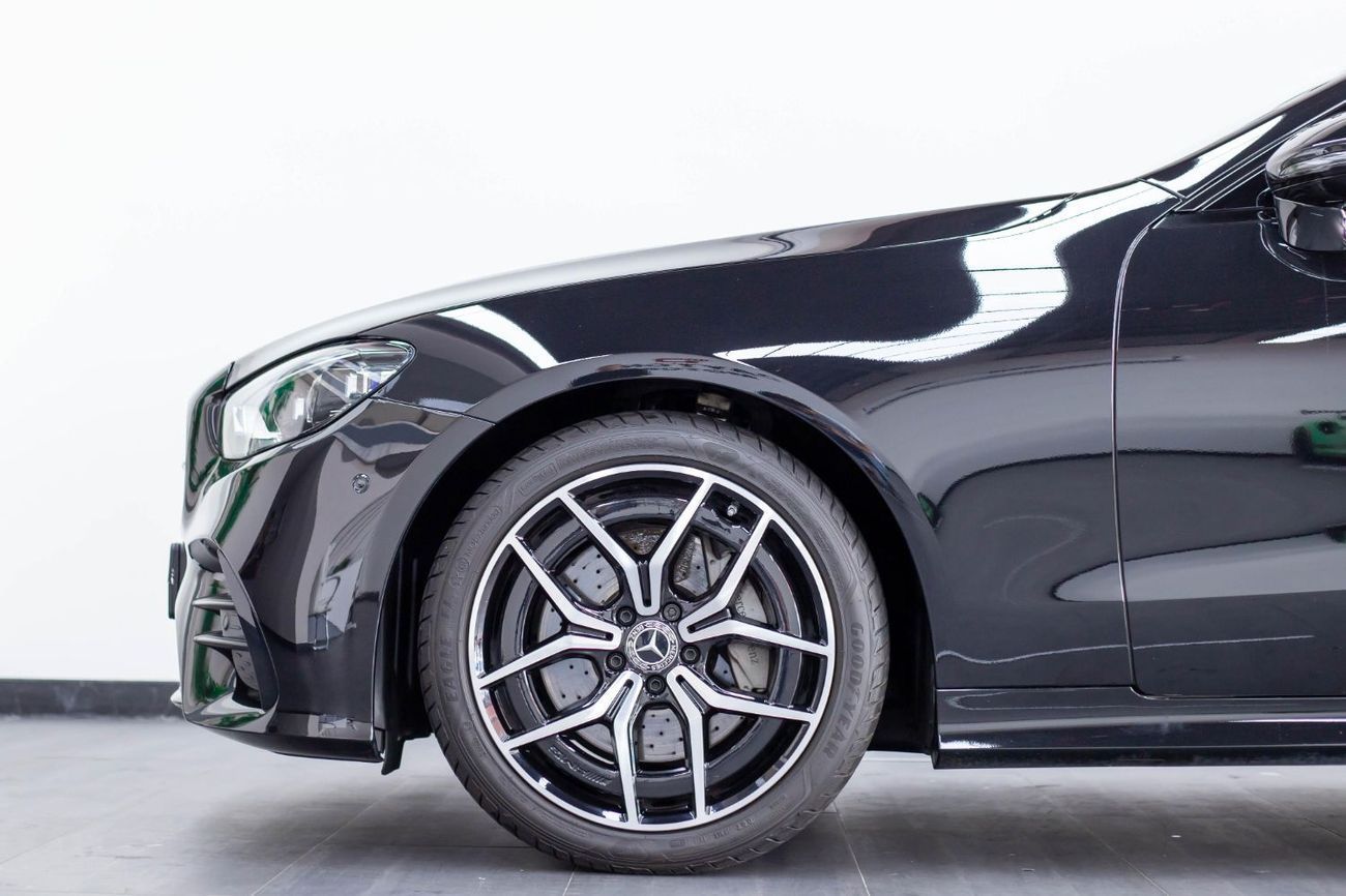 Mercedes-Benz E200 Mercedes-Benz E200 AMG 2024 Coupe – Highlights