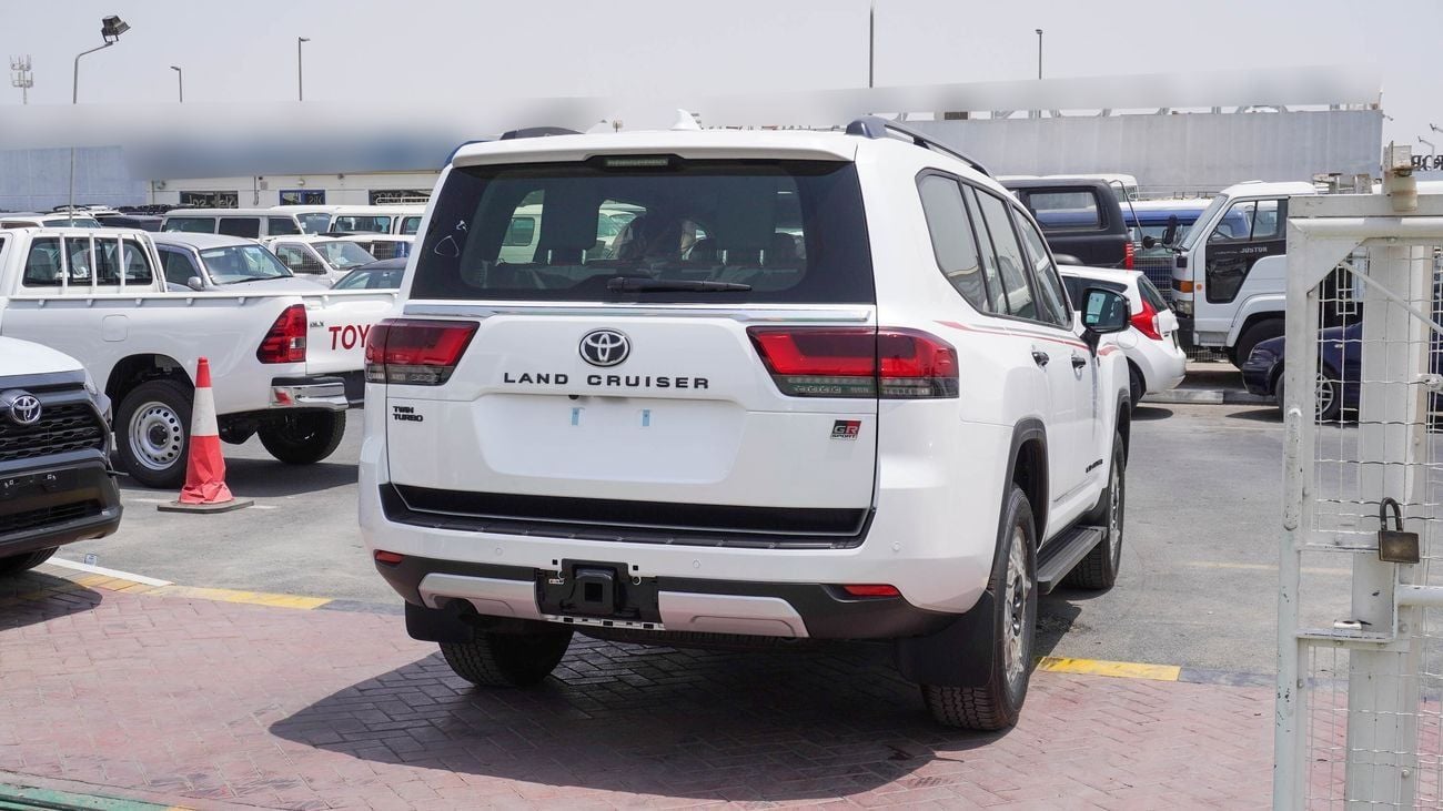 تويوتا لاند كروزر GR SPORT 3.5L V6