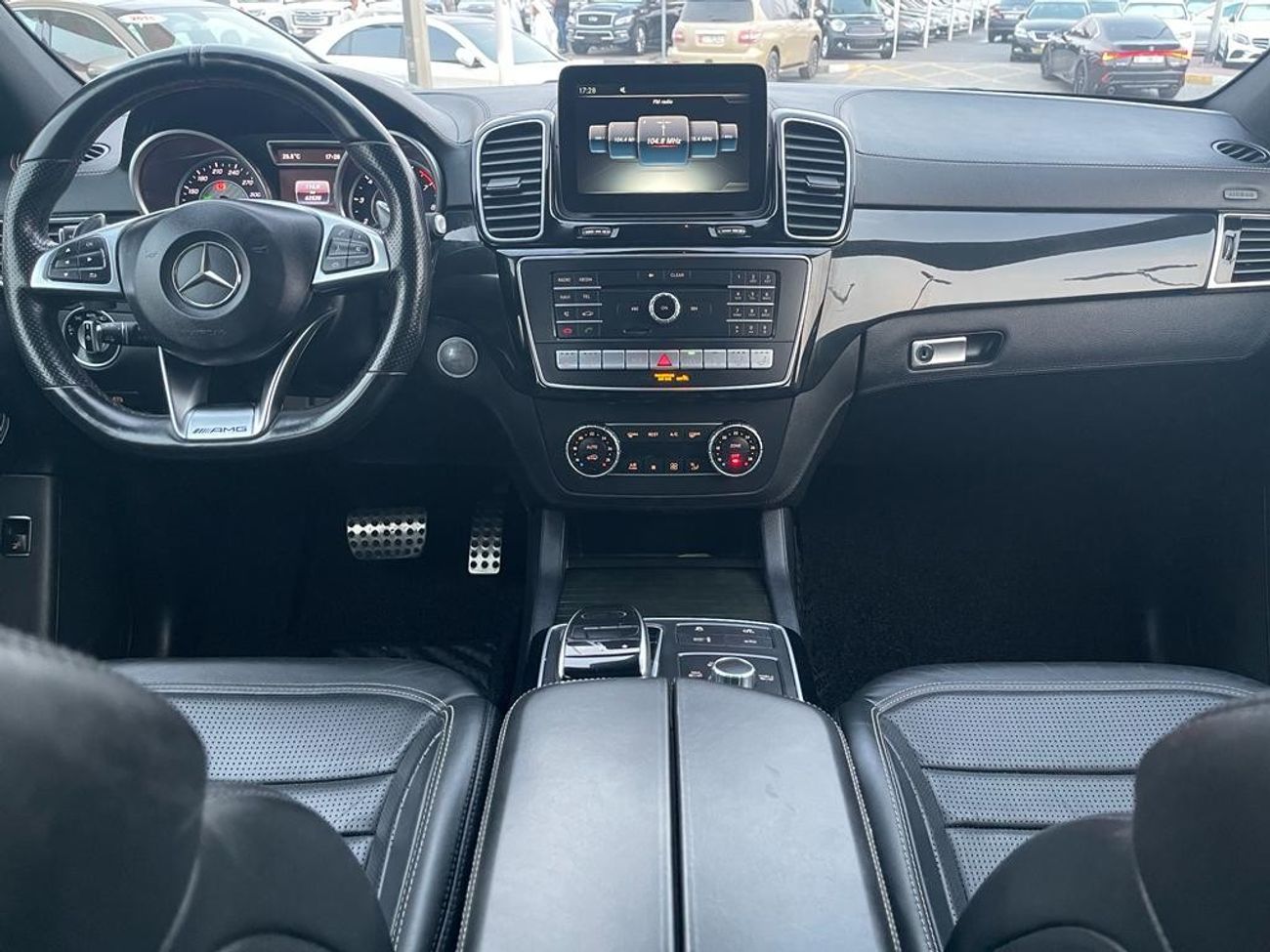 مرسيدس بنز GLE 63 AMG Mercedes GLE 63 AMG Japanese 2017 in excellent condition, full option