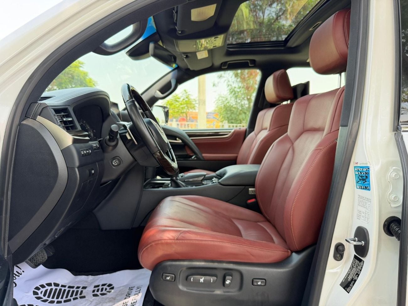 Lexus LX570 PLATINUM