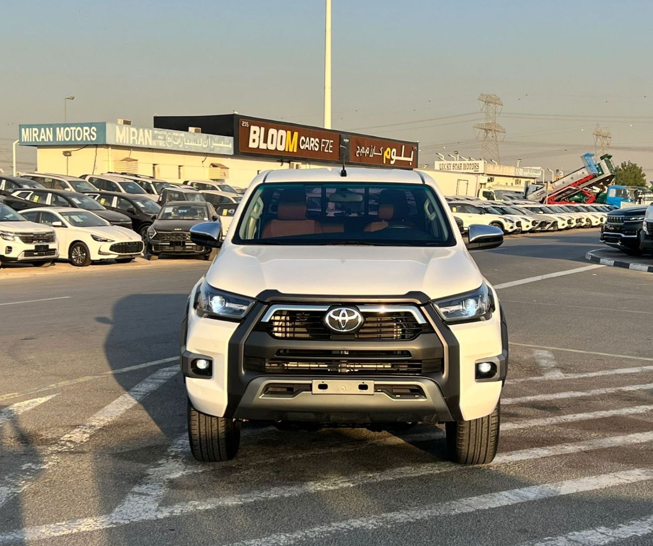 تويوتا هيلوكس 