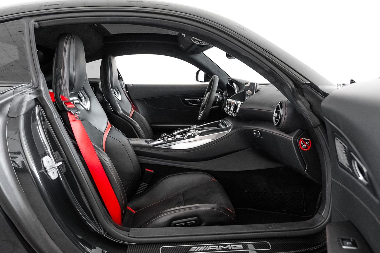 مرسيدس بنز AMG GT S