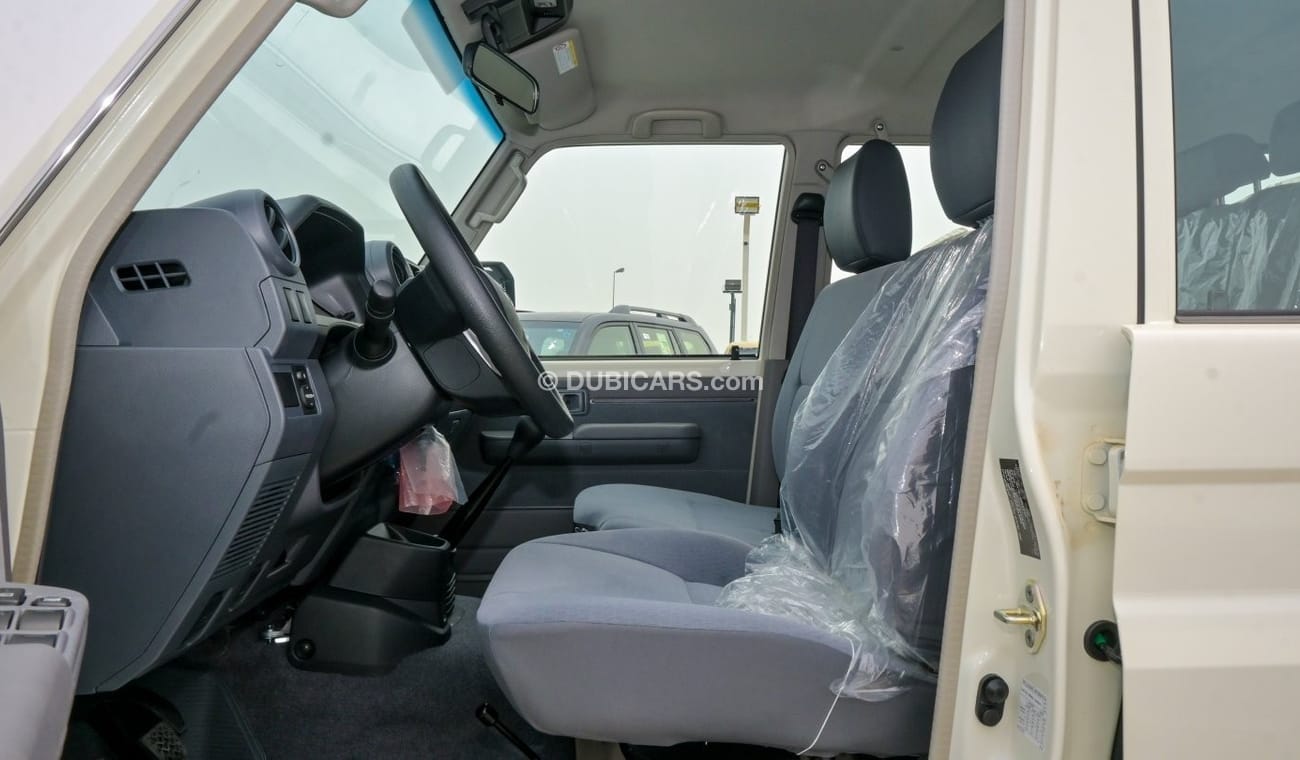 تويوتا لاند كروزر 70 LX V6