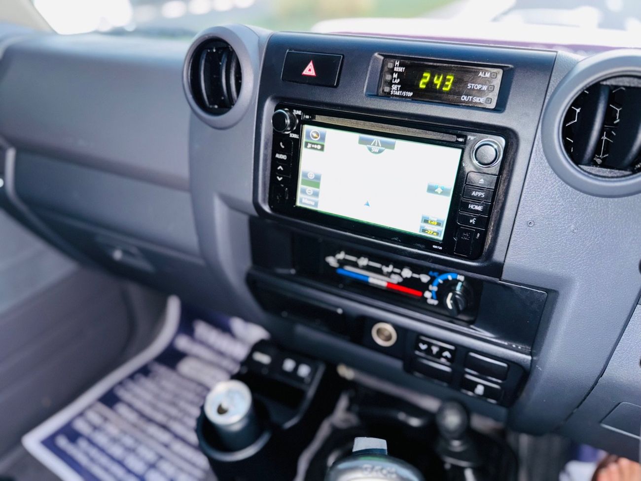 تويوتا لاند كروزر بيك آب Toyota Land Cruiser pickup 2022 RHD diesel v8