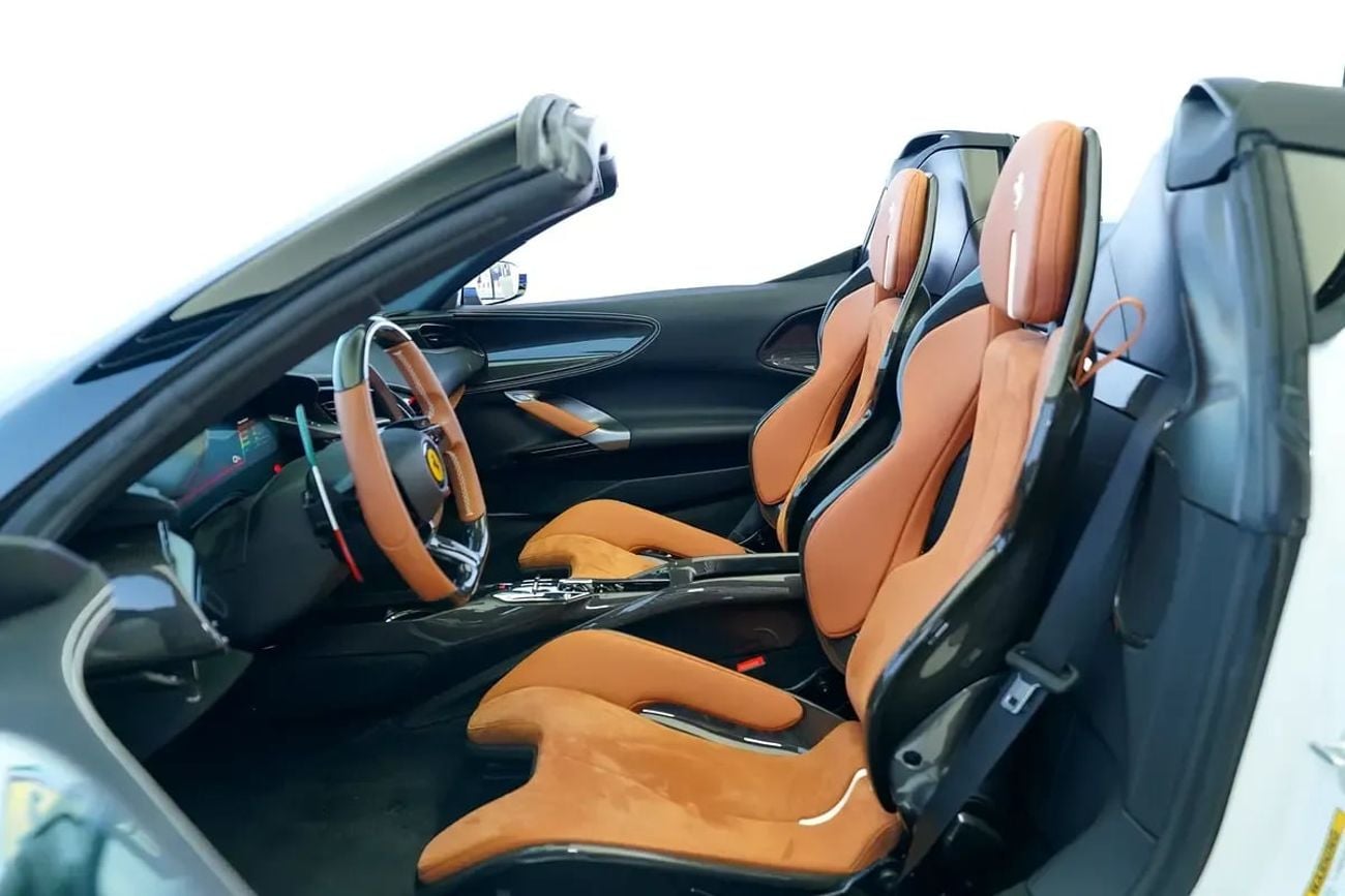 Ferrari SF90 SPIDER ASSETTO FIORANO