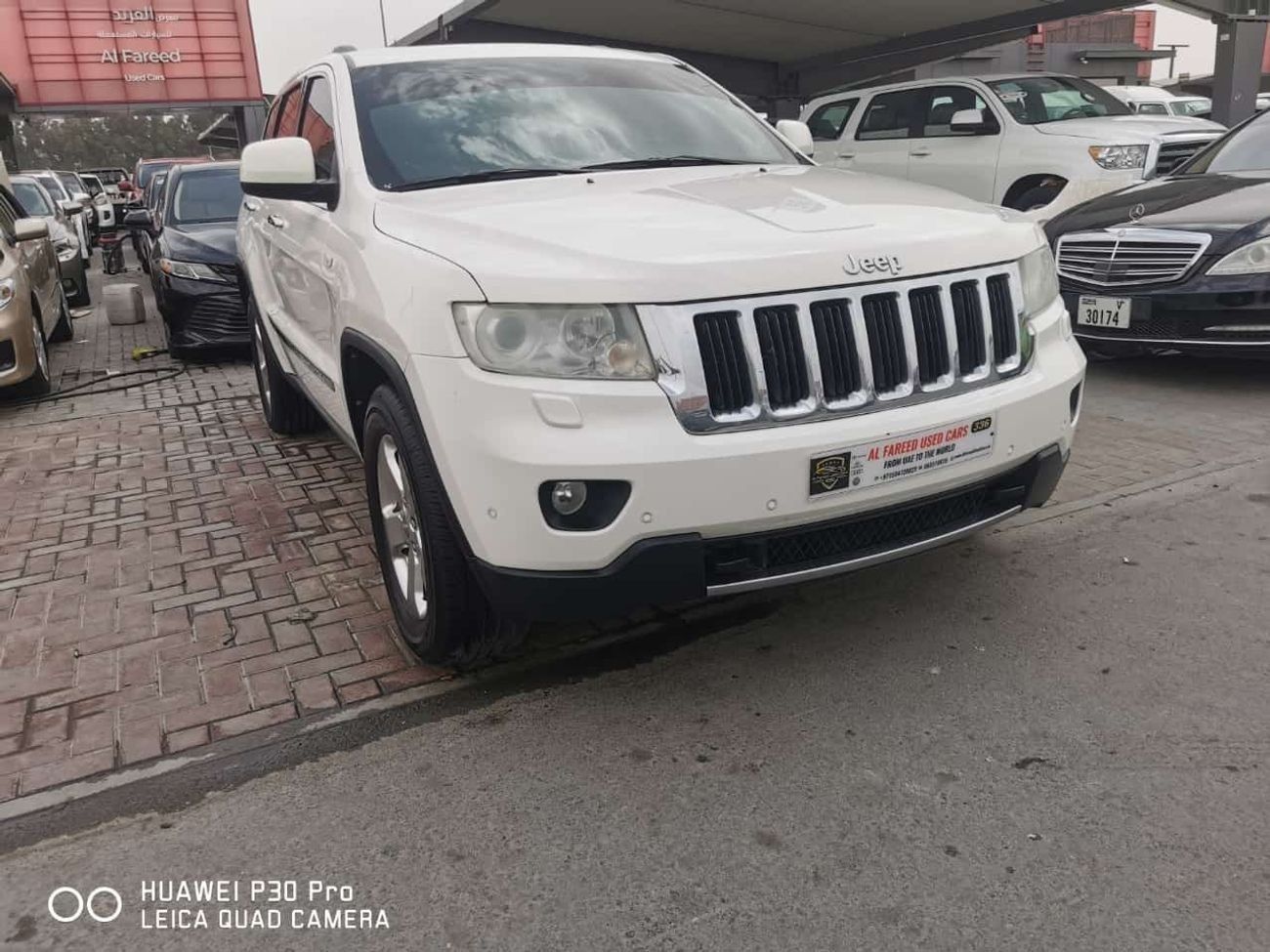 Jeep Cherokee sport 3.7L In excellent condition and requires no expenses
