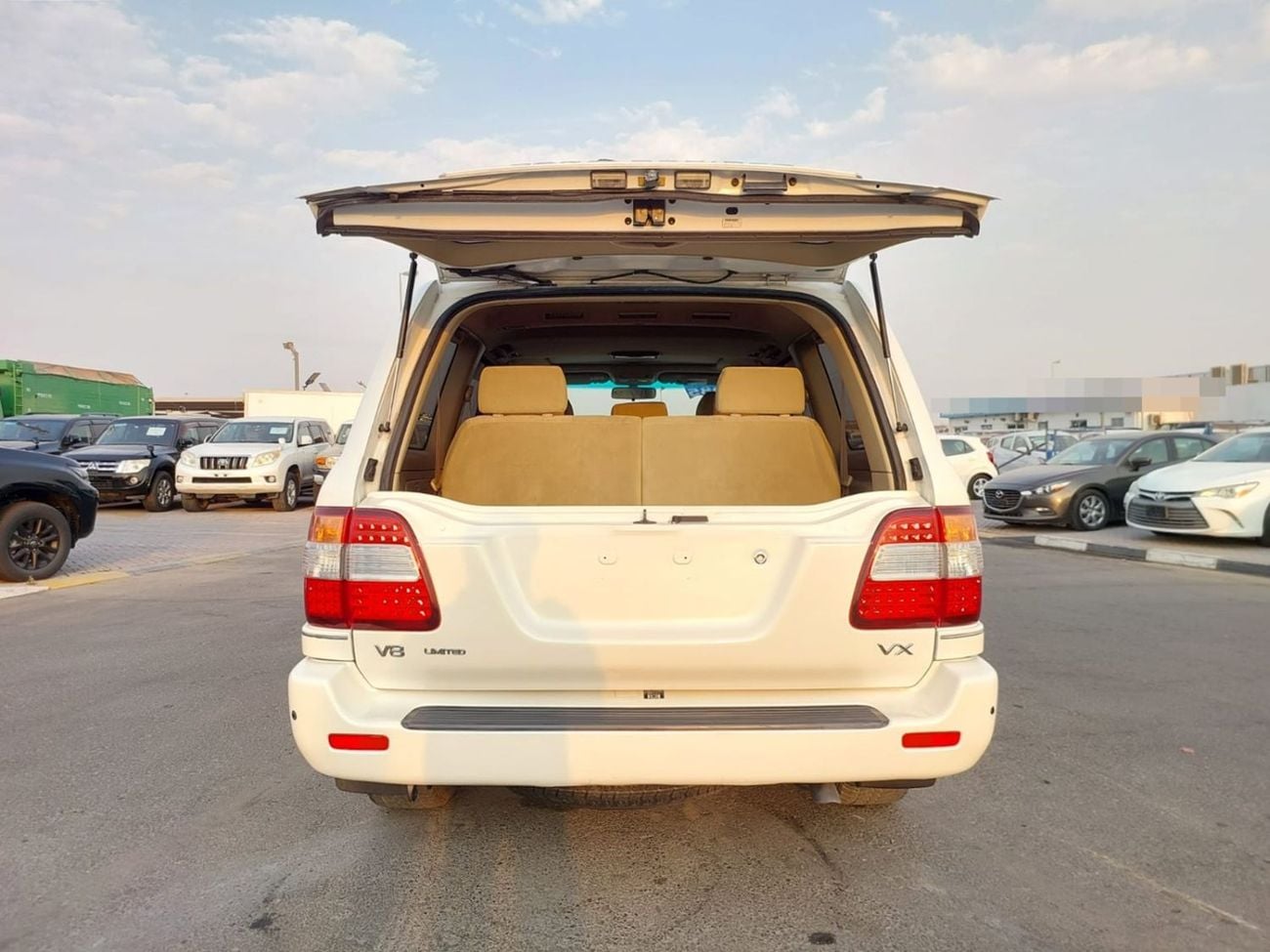 Toyota Land Cruiser TOYOTA LAND CRUISER SUV RHD 2006 MODEL 4.7 L PETROL AUTOMATIC(PM58053)