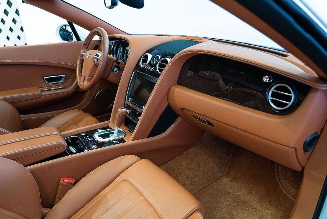 بنتلي كونتيننتال جي تي سي W12