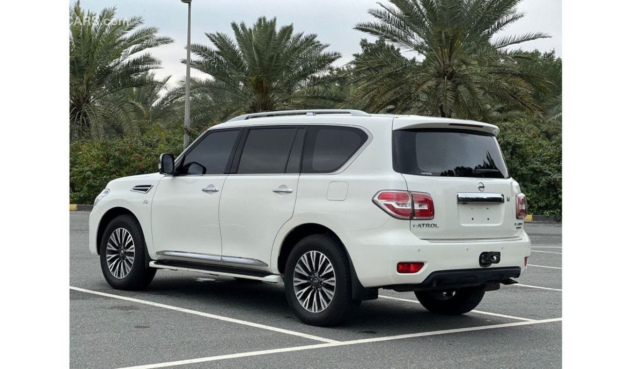 Nissan Patrol LE Platinum Nissan patrol platinum 2018 gcc 8 slinder full option big ingine