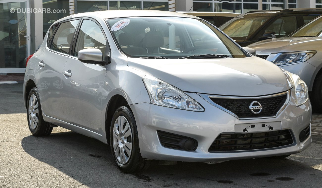 Nissan Tiida