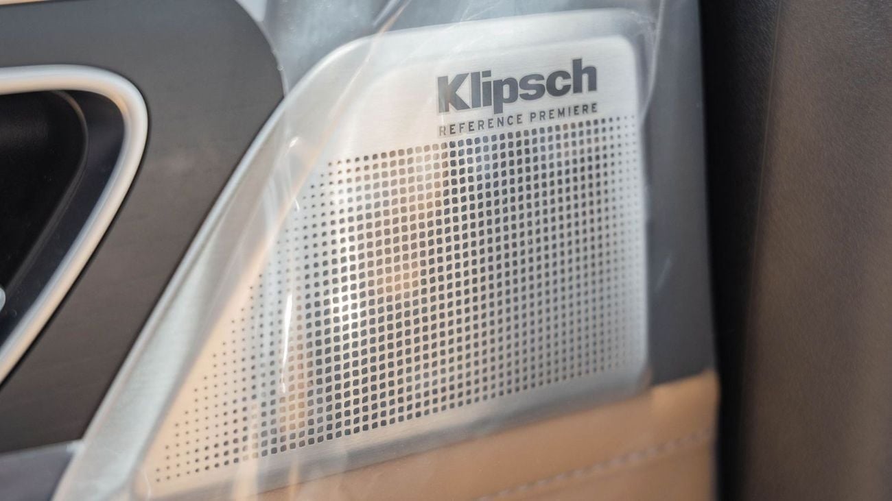 Infiniti QX80 2026 Infiniti QX80 Sensory 3.5L AT Petrol (White-Tan)