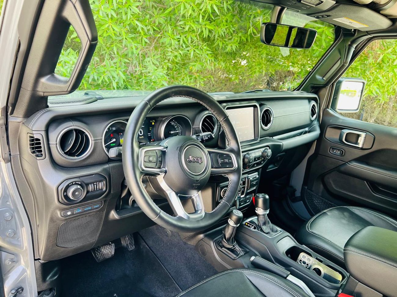 جيب واجونير SAHARA