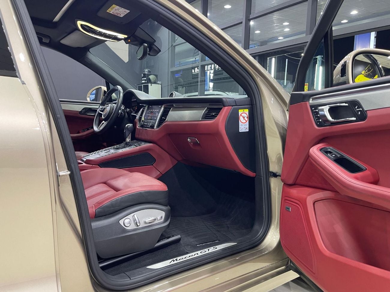 بورش ماكان GTS 3.0L (360 HP)