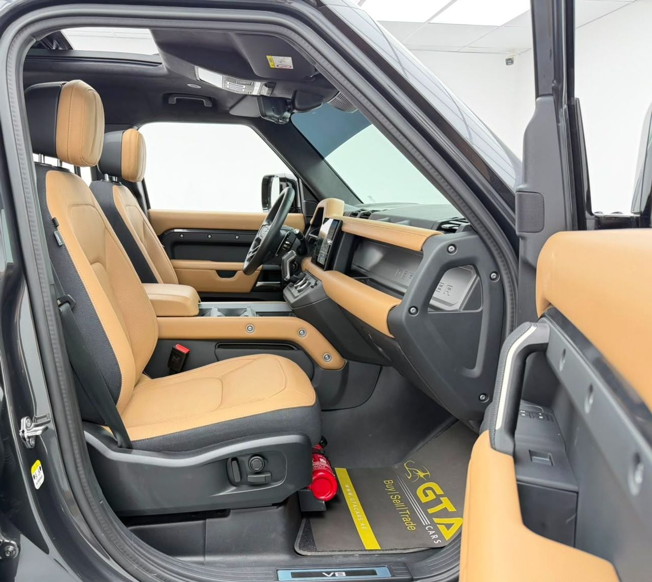 Land Rover Defender 110