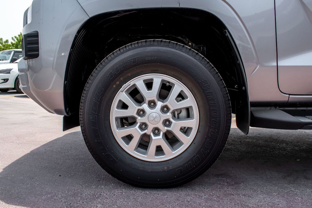 ميتسوبيشي L200 GLS 2.4L