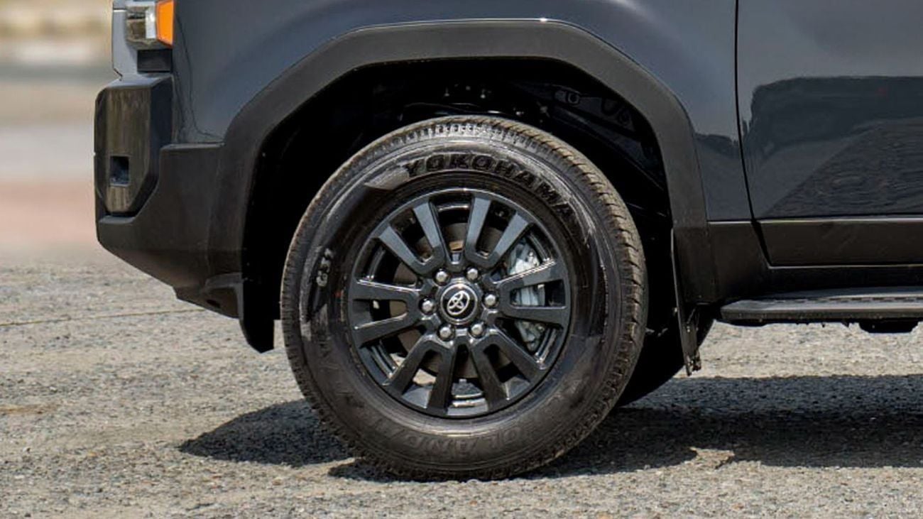 Toyota Prado GXR Toyota Prado TXL 2.7L Limited MY2025