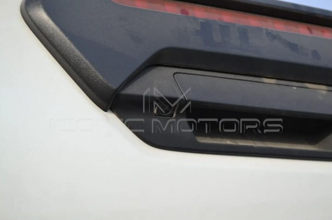 تويوتا هيلوكس 2025 TOYOTA HILUX ADVENTURE 4.0L PETROL