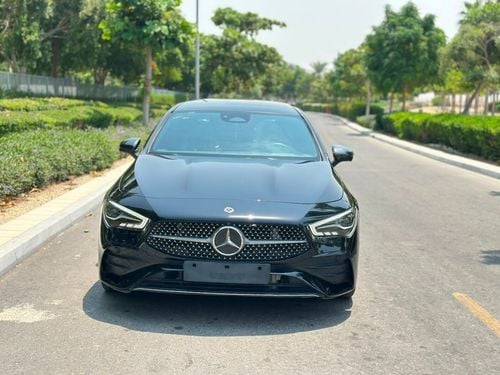 Mercedes Benz CLA 200 PREMIUM