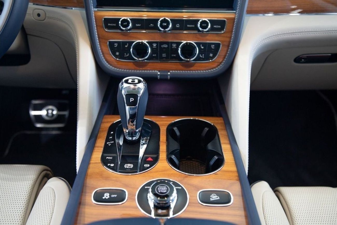 بنتلي بينتايجا Bentley Bentayga Speed Black Edition W12