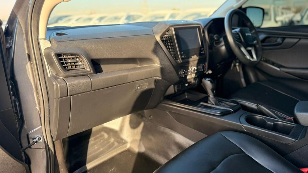 Isuzu D-MAX 2024 | 3.0L DIESEL | AT | RHD | CRUISE CONTROL | BOOT COVER | SPORTS BAR | STEERING CONTROL SWITCHES