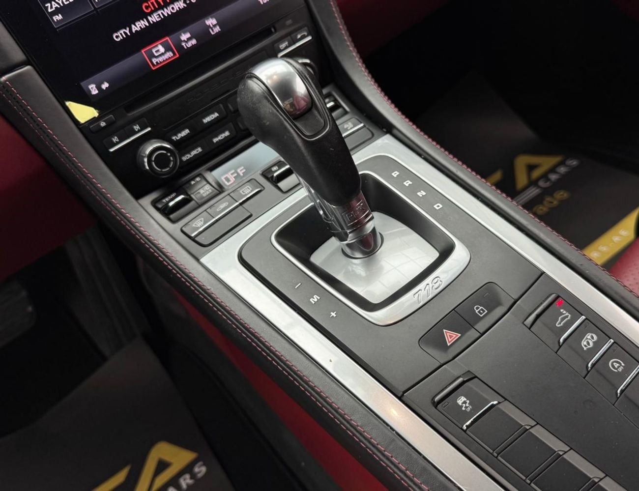 بورش كايمان 718 Std 2.0L A/T 2020 Porsche 718 Cayman, 1 Year Warranty, Full Service History, Excellent Condition, GC