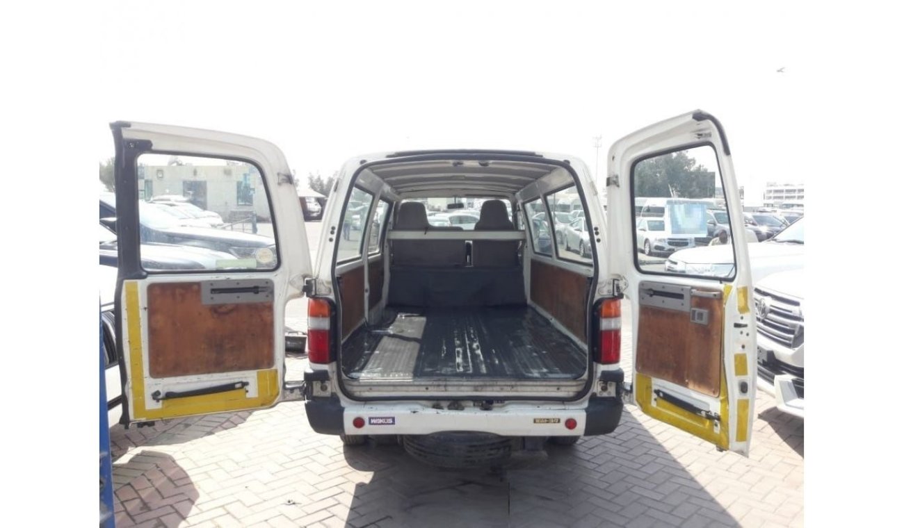 تويوتا داينا Toyota dyna  RIGHT HAND DRIVE (Stock no PM 817)