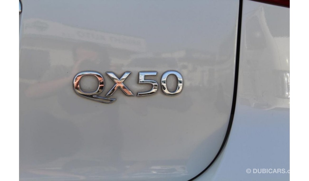 إنفينيتي QX50 مراتب جلد , مكيف لمس , نظام ملاحة