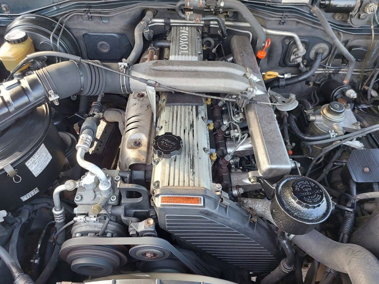 Toyota Land Cruiser TOYOTA LAND CRUISER SUV RHD 1994 MODEL 4.1 L DIESEL AUTOMATIC(PM02812)